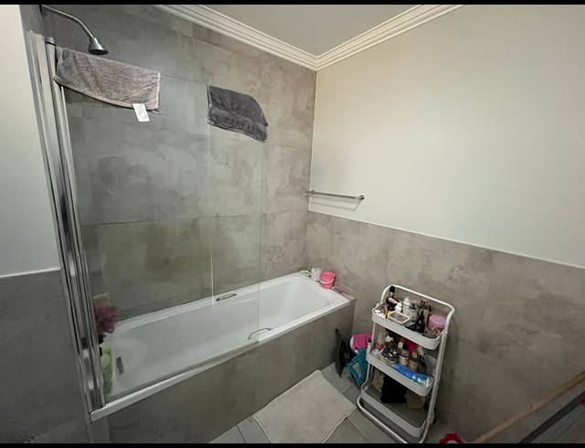 2 BEDROOM APARTMENT FOR SALE IN PARKHAVEN